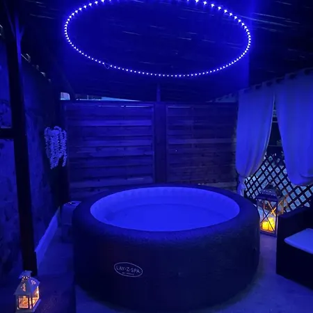 Rosa Apartment